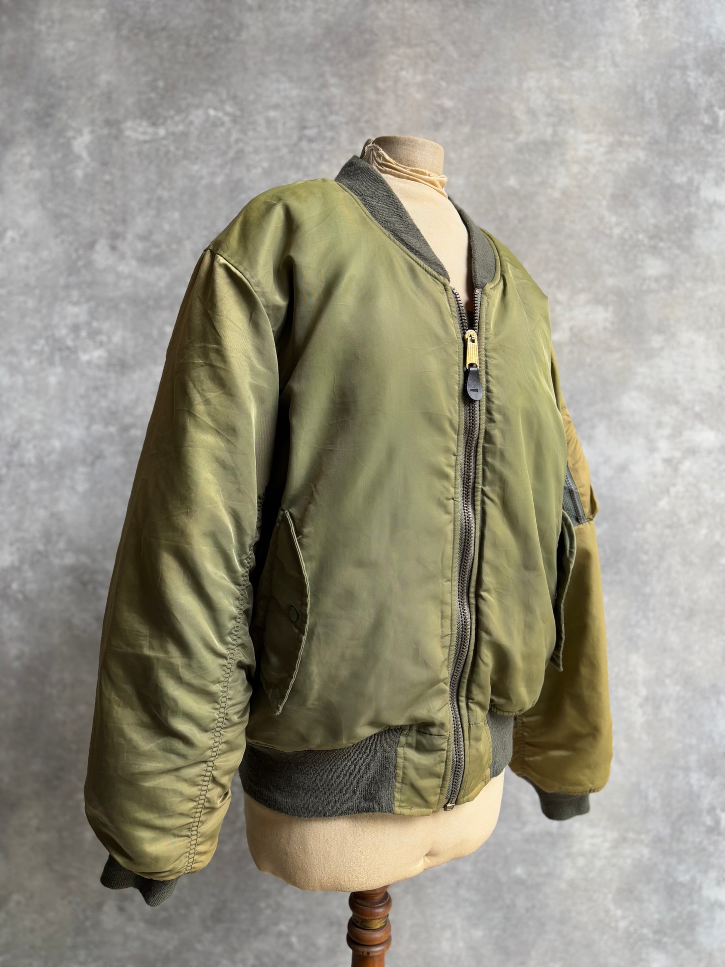 【1980's】Vintage USAF Military Alpha Fright Jacket