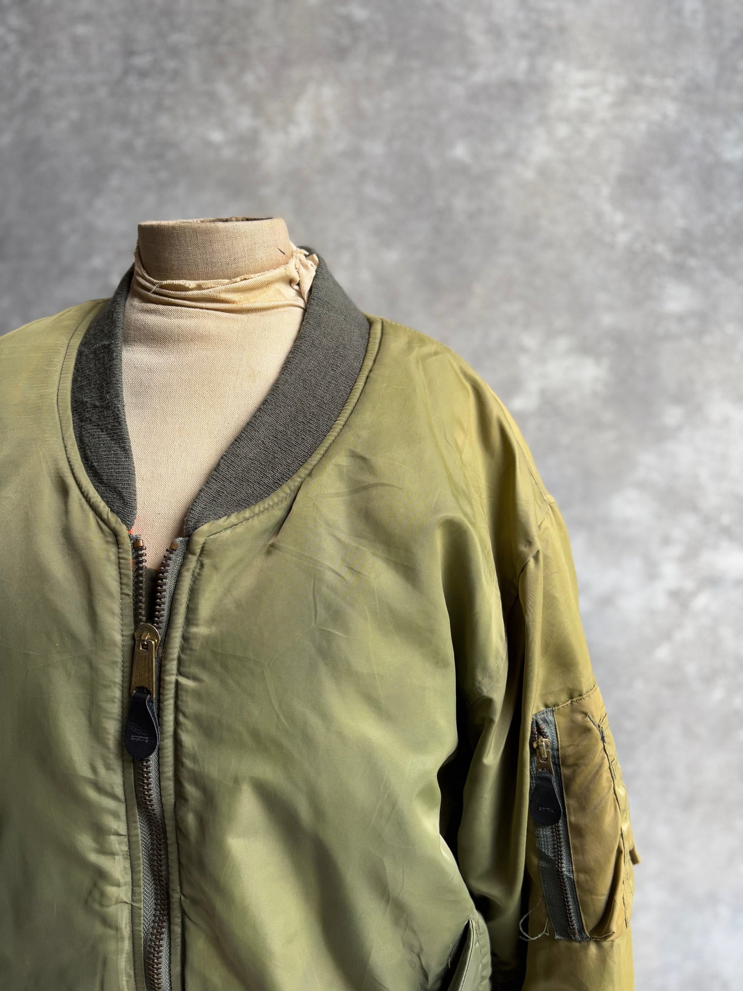 【1980's】Vintage USAF Military Alpha Fright Jacket