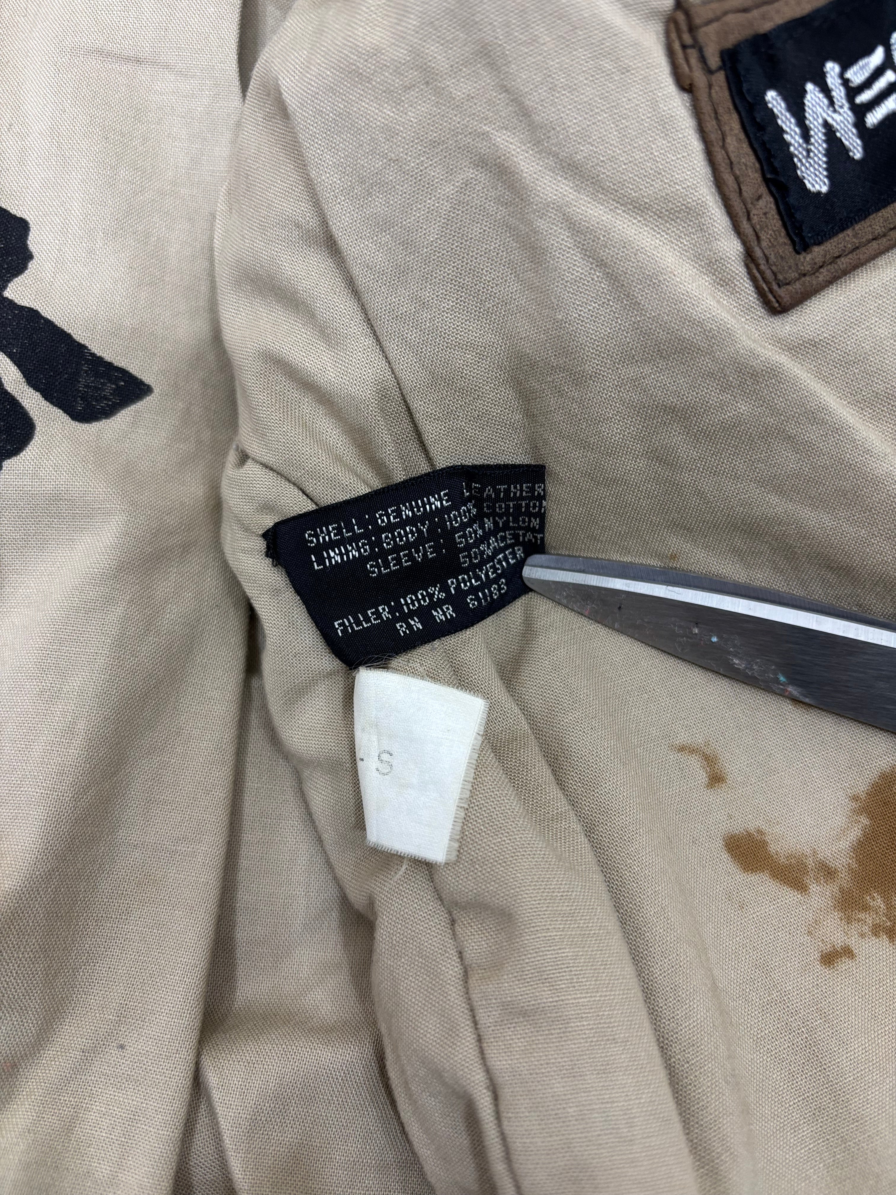 1990s Vintage Leather Flight Jacket “FLIGHT-BOMBER” by WEAR-ME-OUT