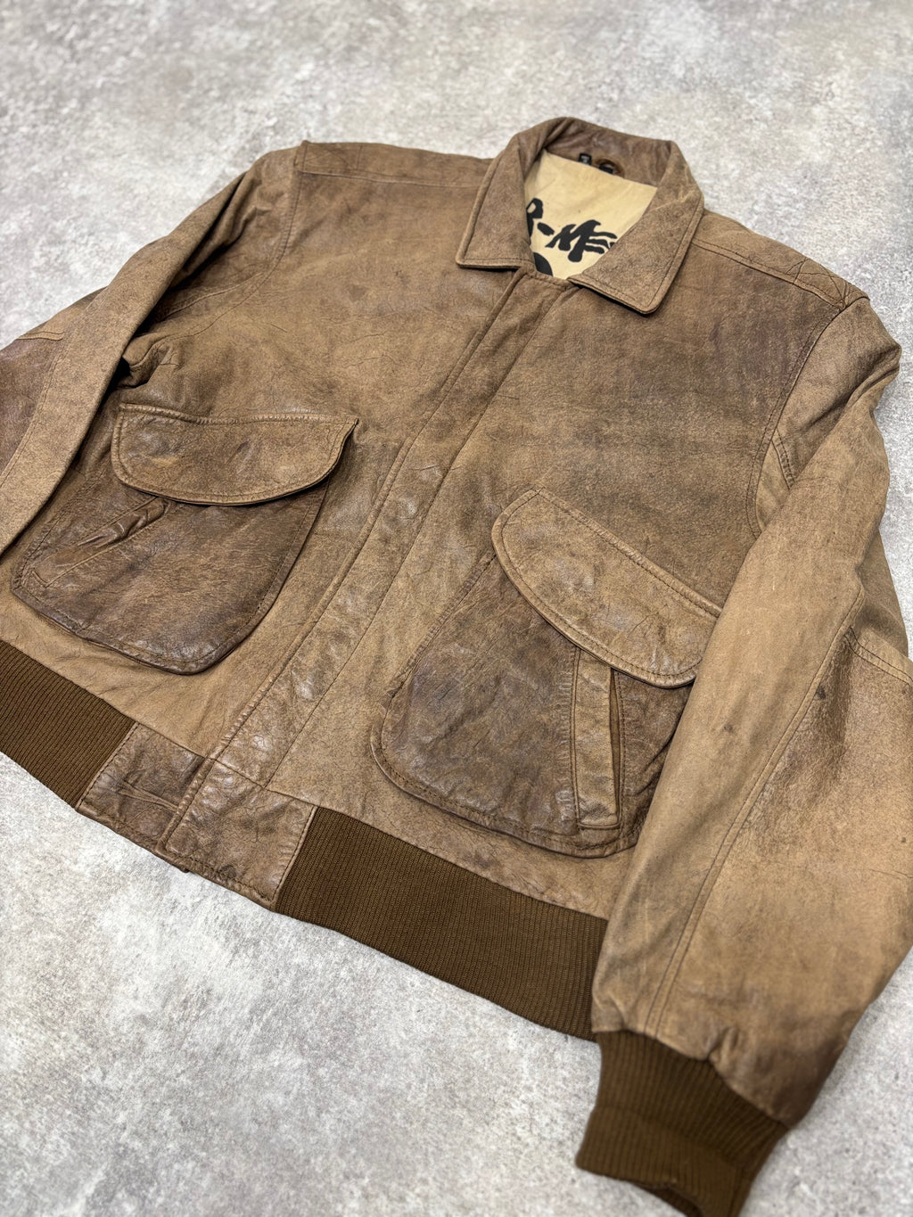 1990s Vintage Leather Flight Jacket “FLIGHT-BOMBER” by WEAR-ME-OUT