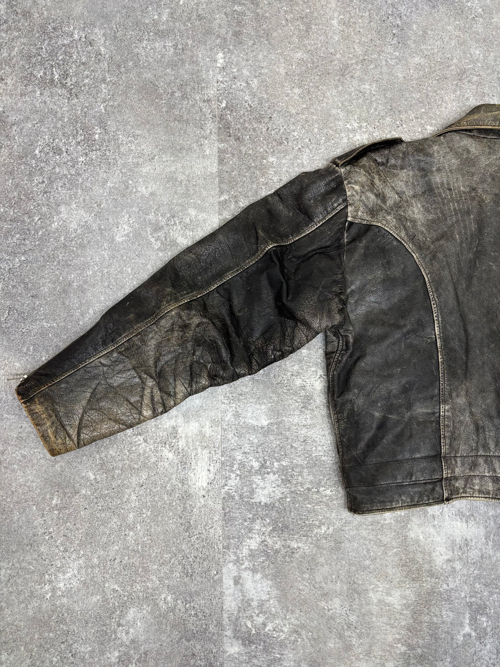 ～1990s Vintage Distressed Leather Riders Jacket