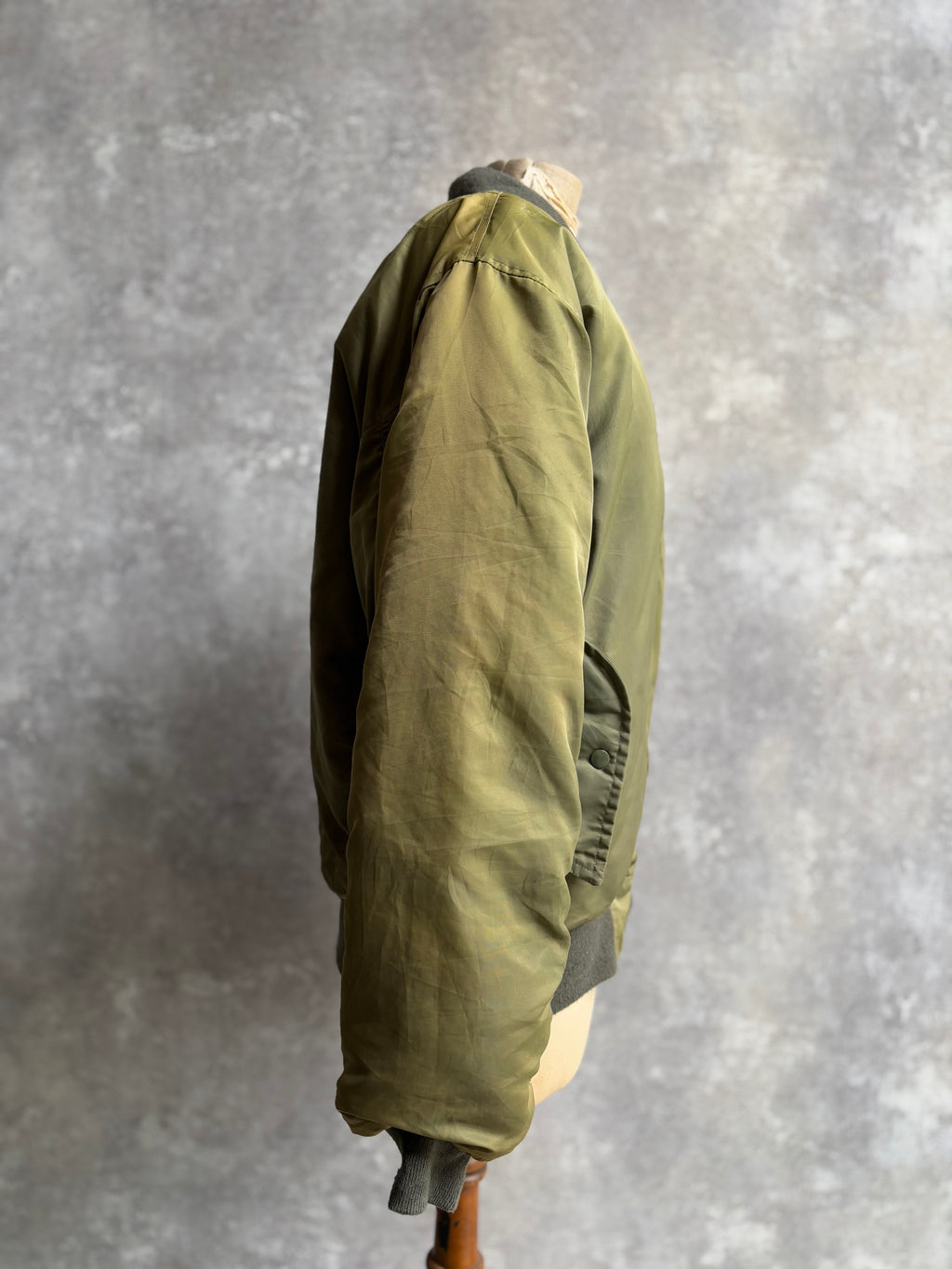 【1980's】Vintage USAF Military Alpha Fright Jacket