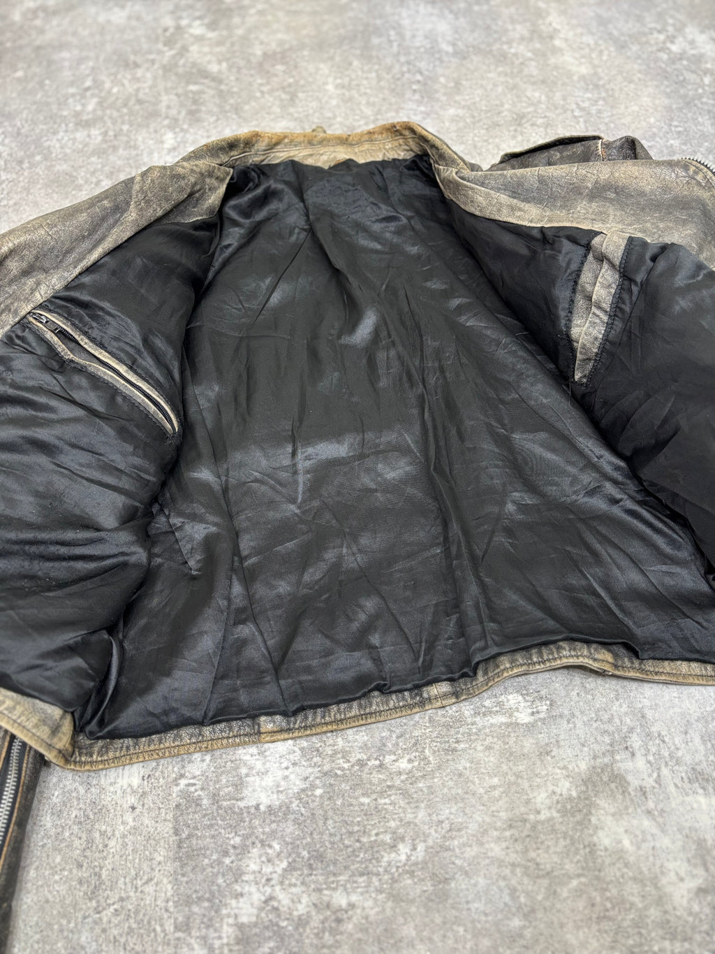 ～1990s Vintage Distressed Leather Riders Jacket