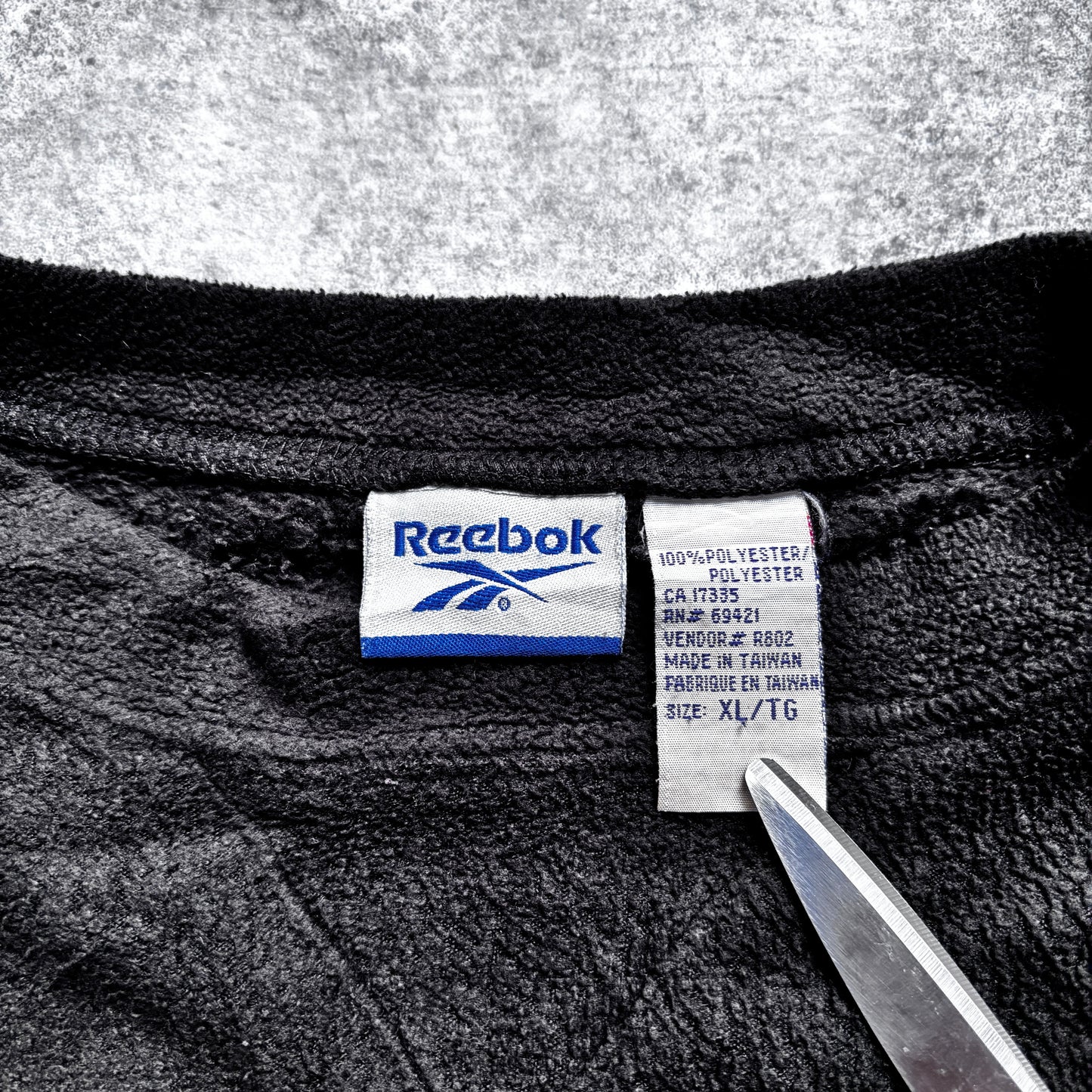 【1990’s】Reebok Black Fleece Long Sleeve Shirt