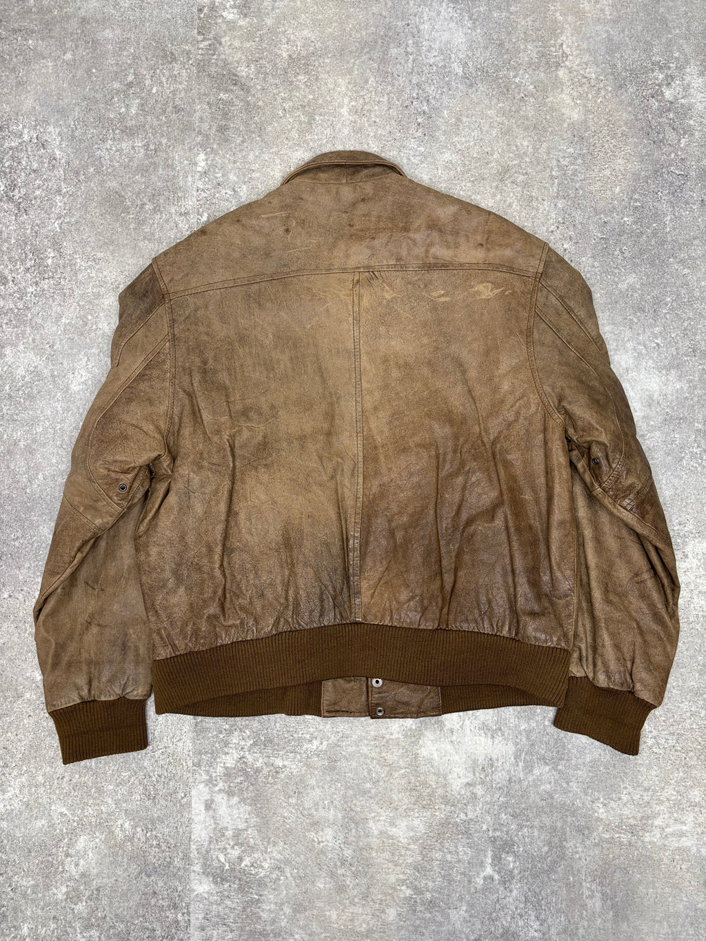 1990s Vintage Leather Flight Jacket “FLIGHT-BOMBER” by WEAR-ME-OUT